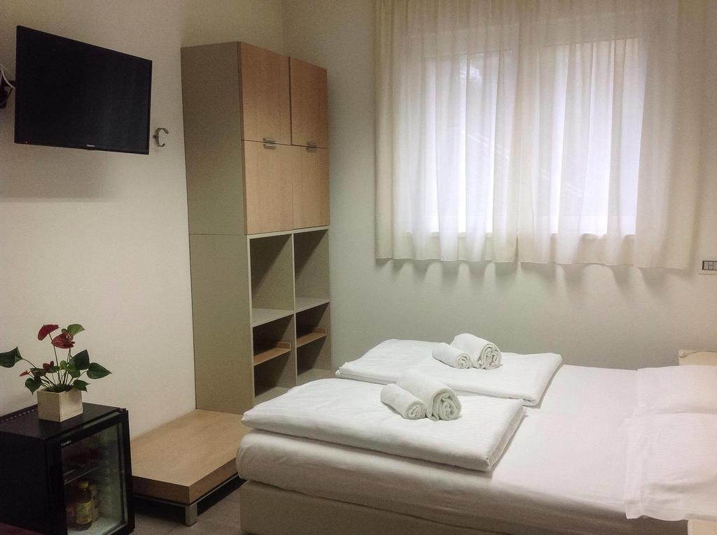ריבה דל גארדה Villa Mazzano מראה חיצוני תמונה