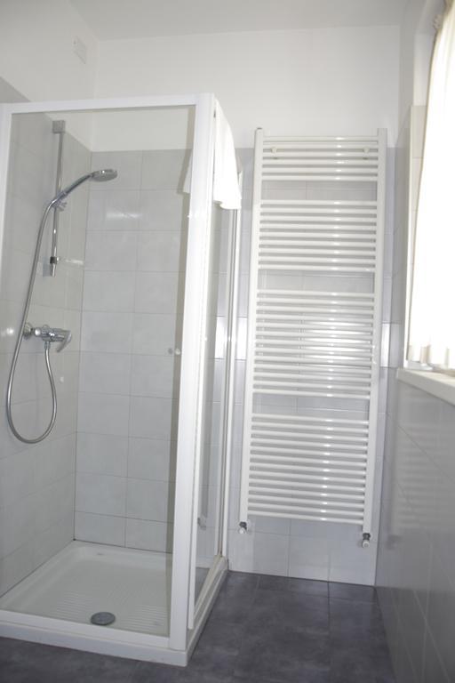 ריבה דל גארדה Villa Mazzano מראה חיצוני תמונה