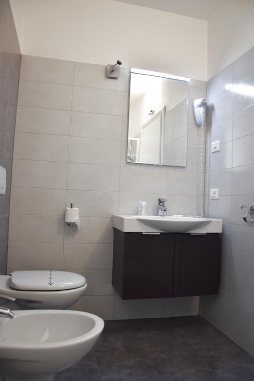 ריבה דל גארדה Villa Mazzano מראה חיצוני תמונה