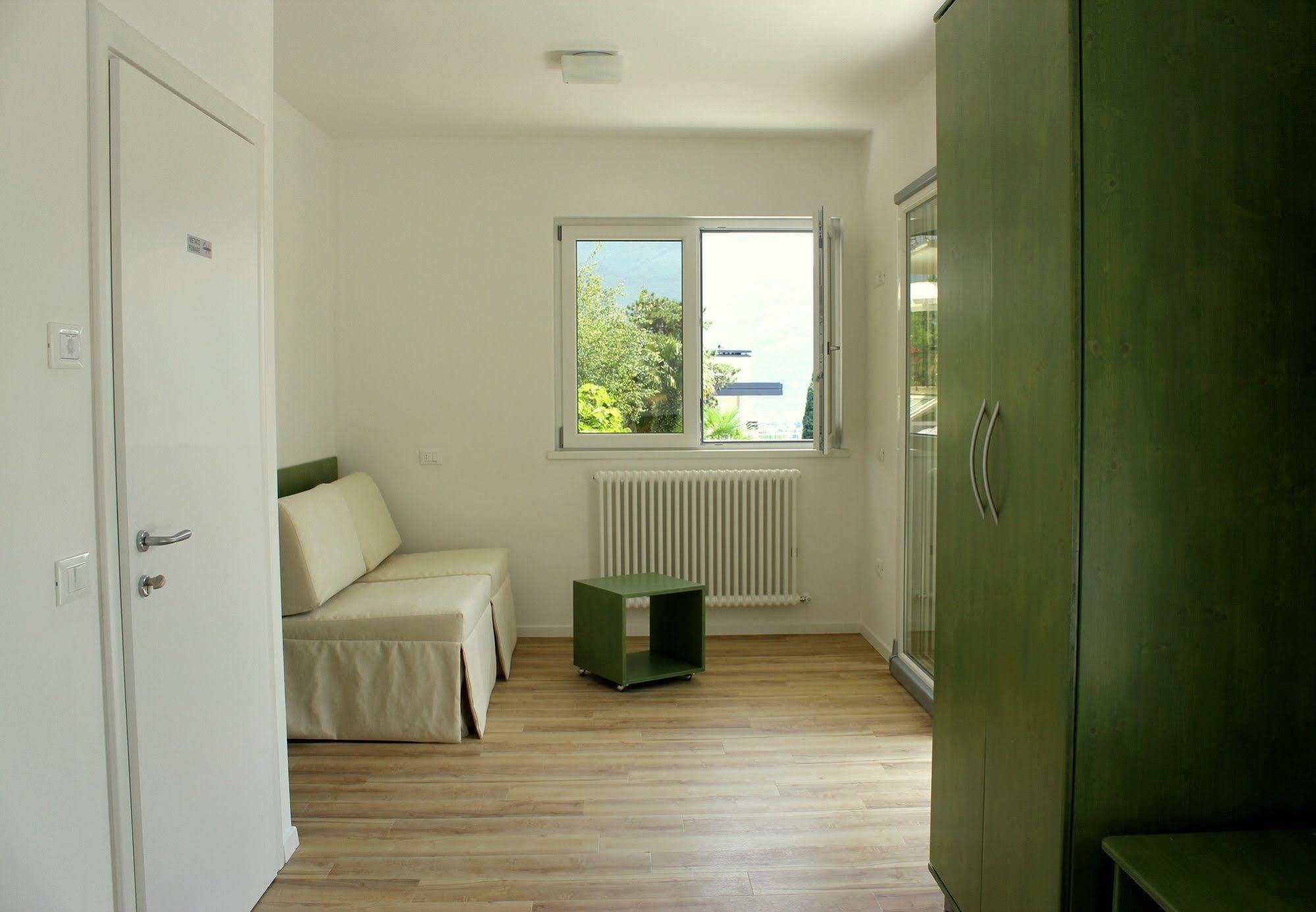 ריבה דל גארדה Villa Mazzano מראה חיצוני תמונה