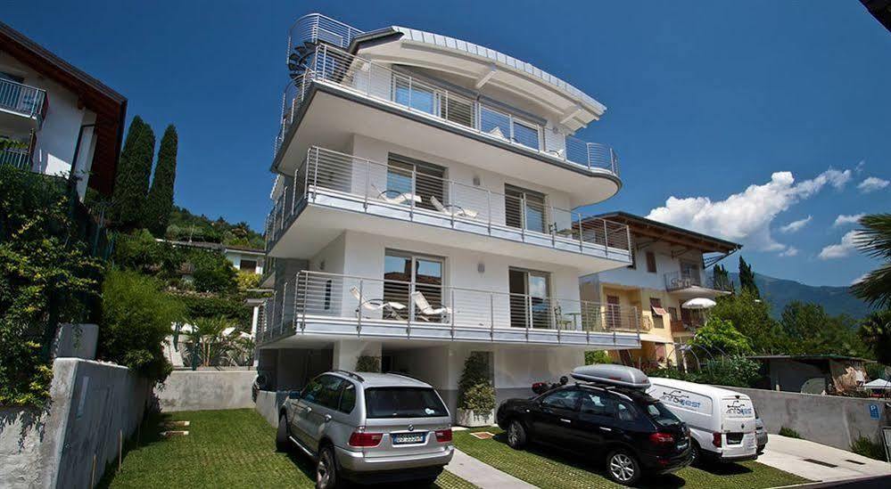 ריבה דל גארדה Villa Mazzano מראה חיצוני תמונה